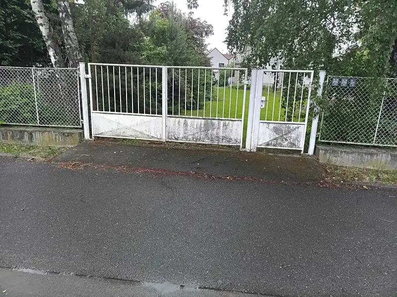Prodej stavebního pozemku 561 m², Praha – náhled fotky 3