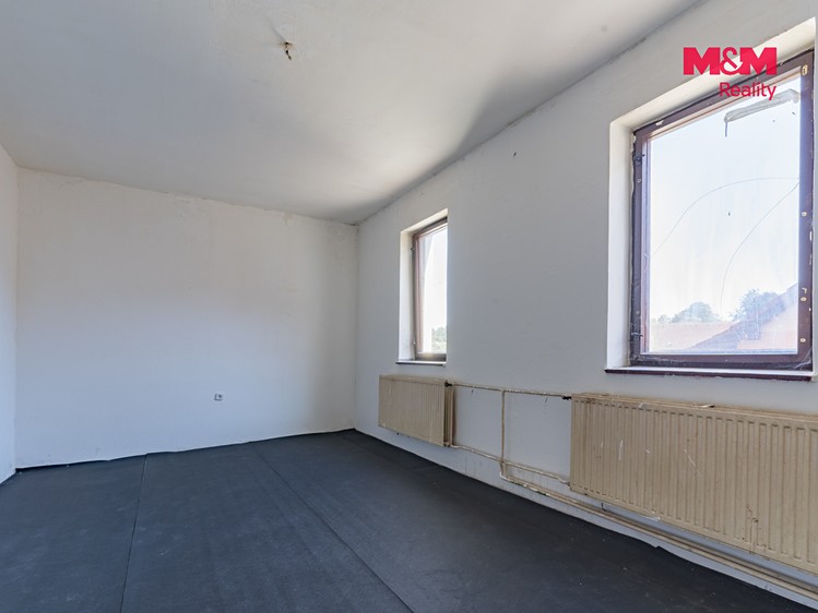 Prodej komerčního prostoru, 122 m² (11 z 30)