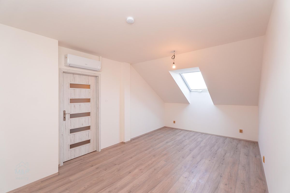 Pronájem bytu 2+kk 35 m²