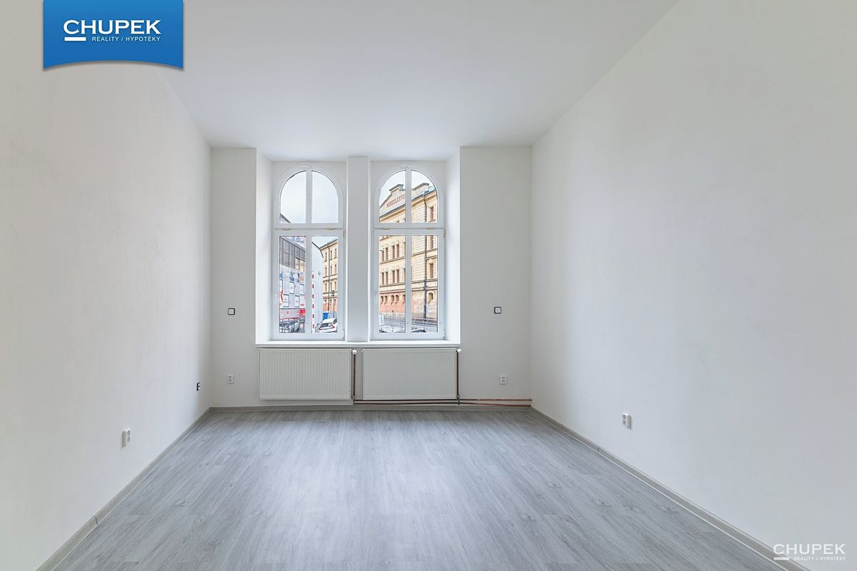 Pronájem bytu 4+1 130 m² – fotografie 4