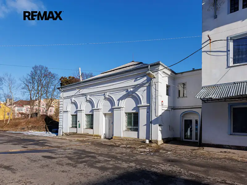 Prodej rodinného domu 251 m², pozemek 294 m², Karlovy Vary – náhled fotky 1