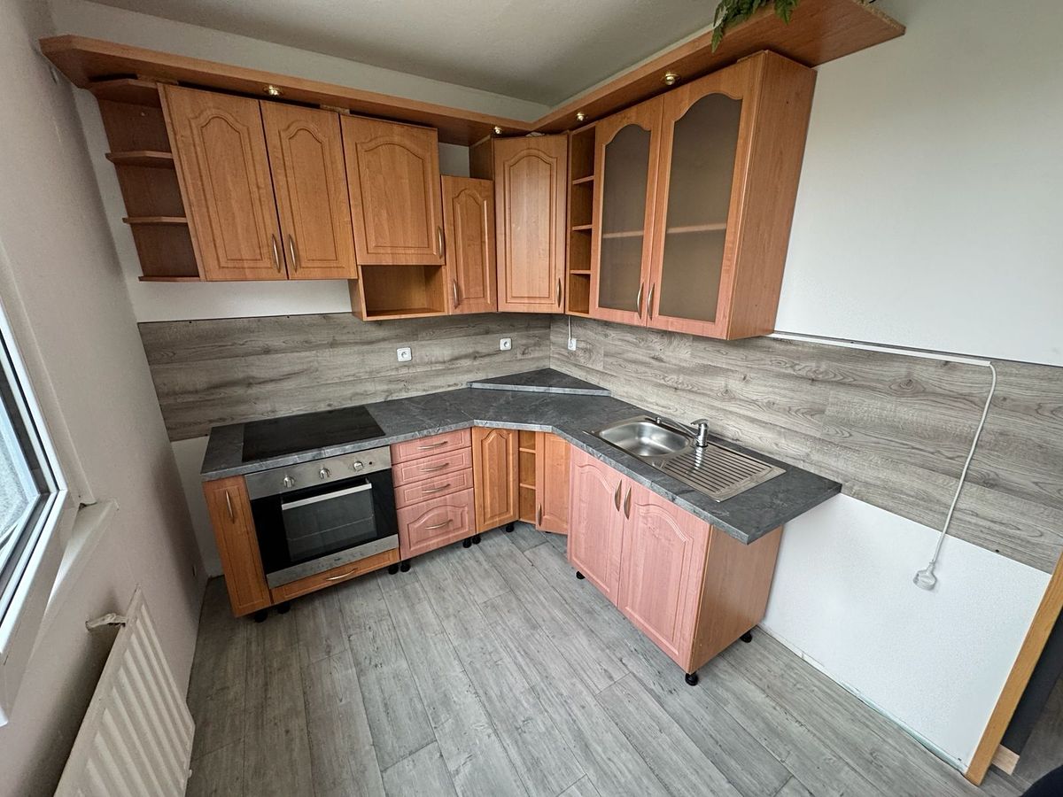 Pronájem bytu 1+1 33 m² – fotografie 3