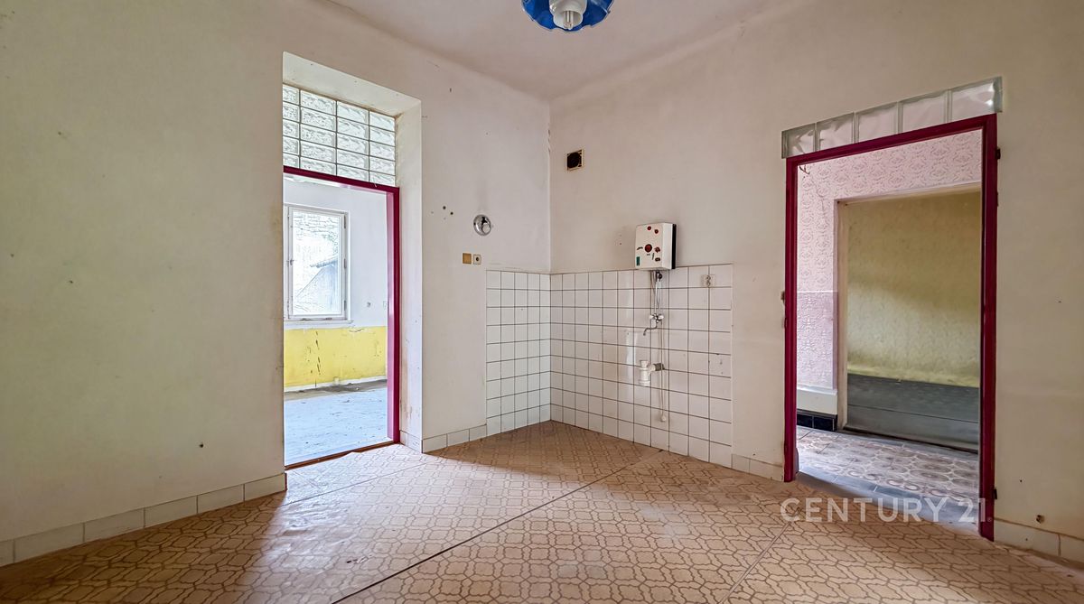 Prodej rodinného domu 90 m², pozemek 554 m² – fotografie 3