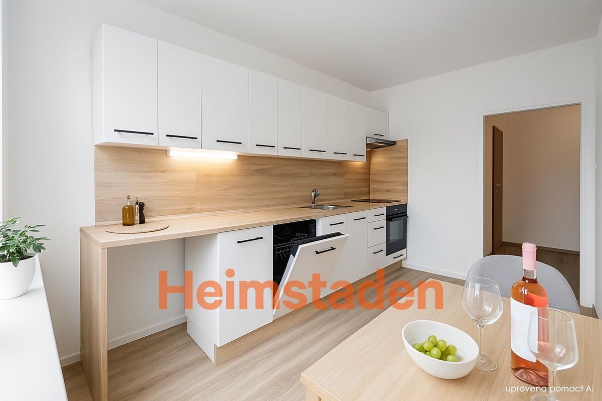 Pronájem bytu 2+1 55 m² – fotografie 2
