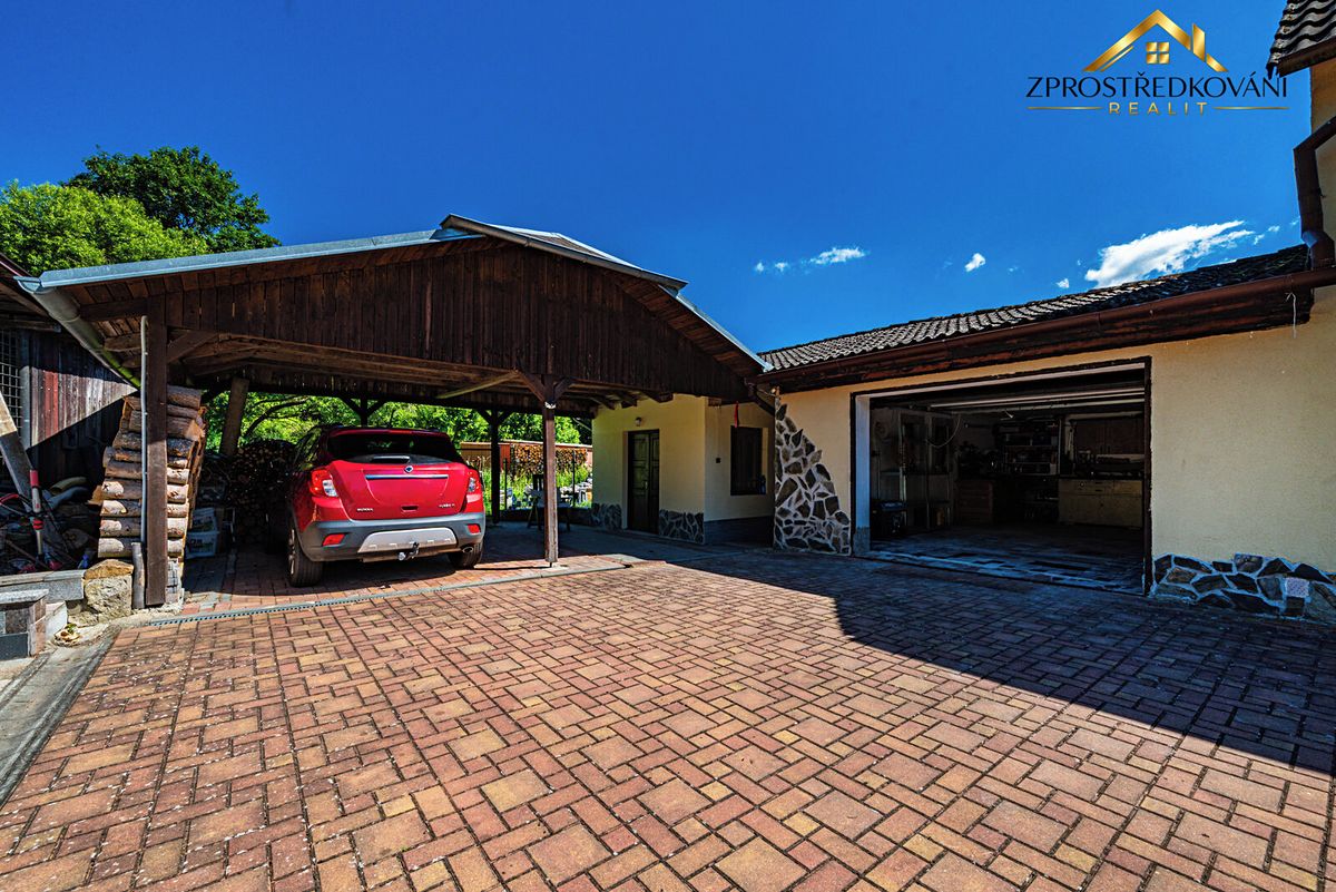 Prodej rodinného domu 258 m², pozemek 2807 m² – fotografie 4