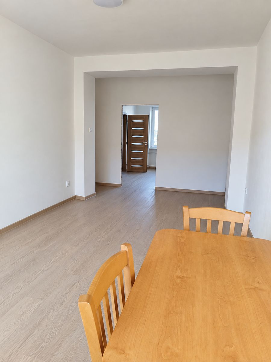 Pronájem bytu 2+1 55 m² – fotografie 4