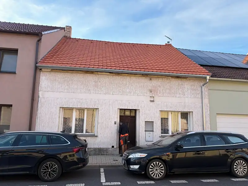Prodej rodinného domu 192 m², pozemek 80 m², Roudnice nad Labem – náhled fotky 1