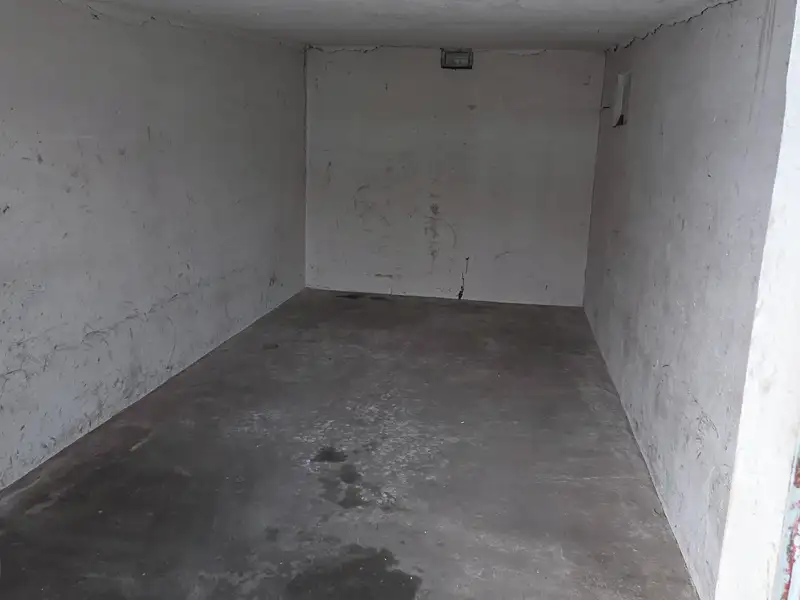 Pronájem garáže 18 m², Kolín – náhled fotky 2