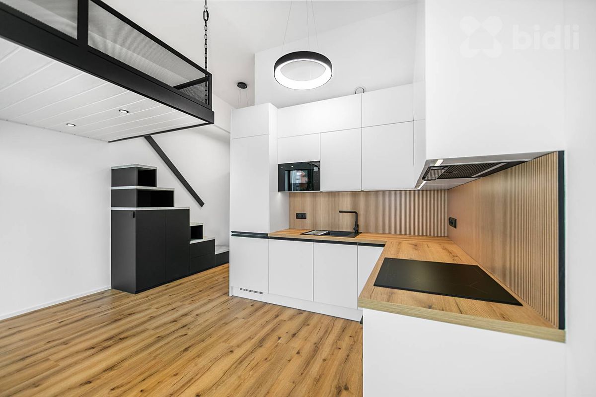 Pronájem bytu 1+kk 38 m² – fotografie 3