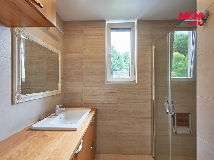 Haus zum Kauf, 260 m² (5 von 28)