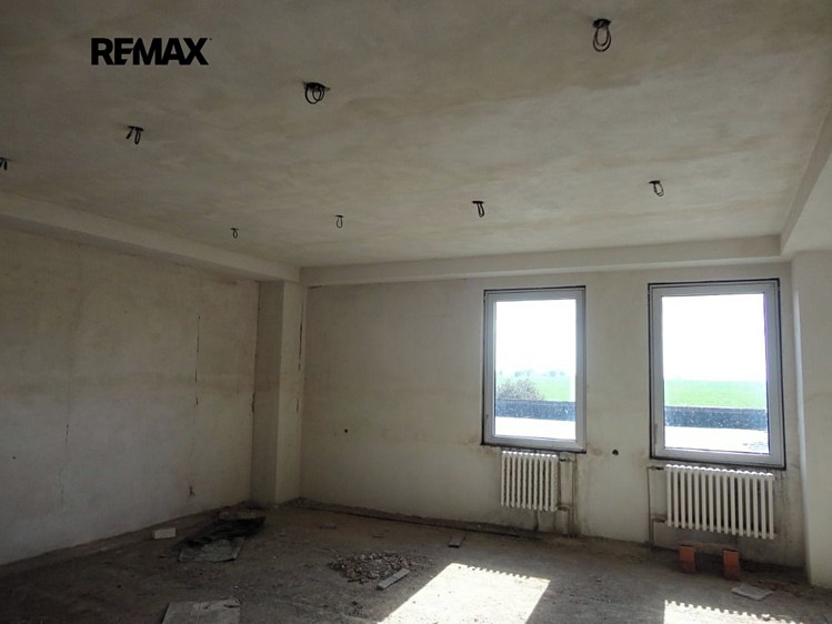 Комерційне приміщення на продаж, 1 600 м² (8 з 16)