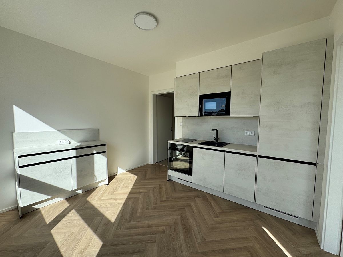 Pronájem bytu 2+kk 36 m²
