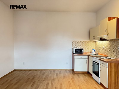 Квартира 1+kk в оренду, 25 м² (3 з 11)
