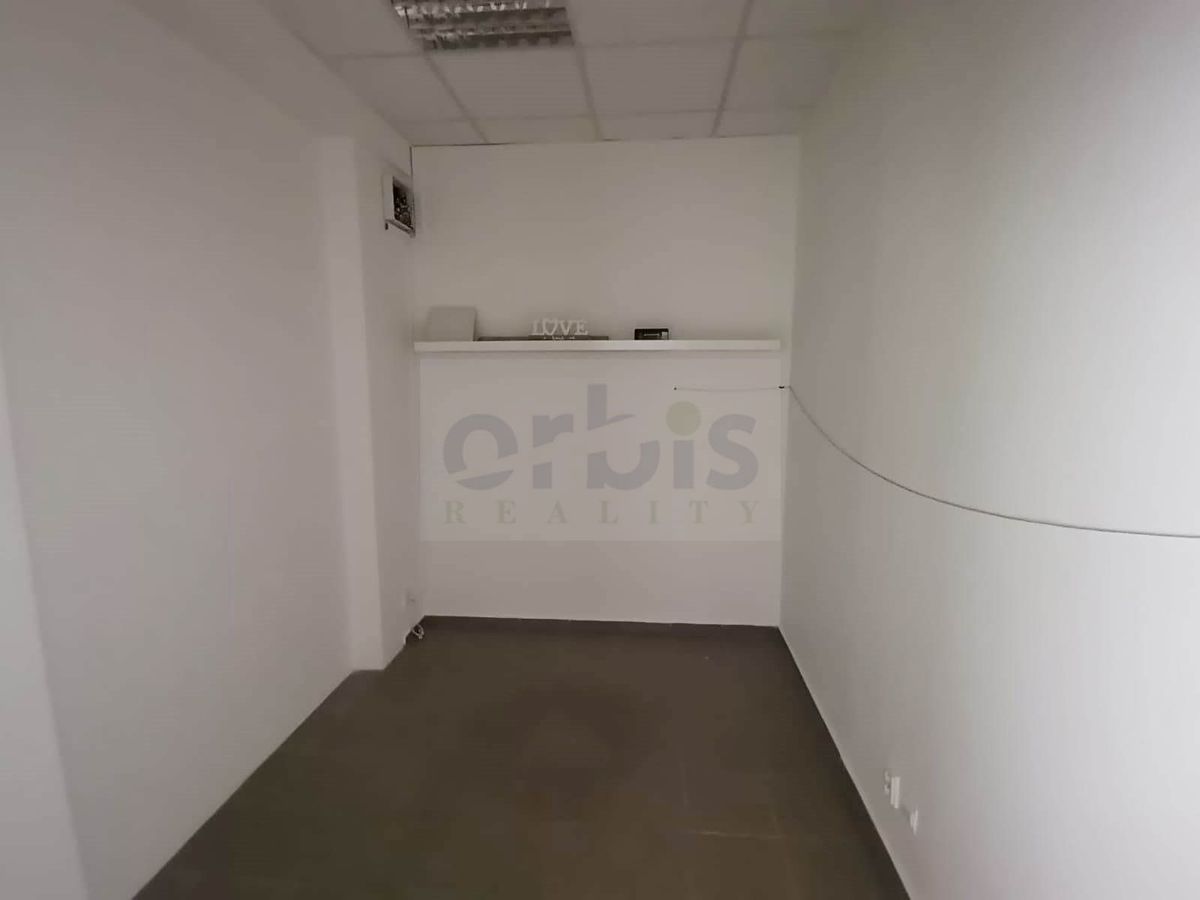 Pronájem obchodního prostoru 52 m² – fotografie 5