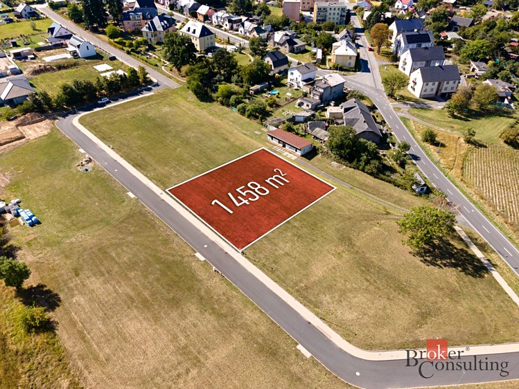 Grundstück zum Kauf, 1.458 m² (1 von 8)