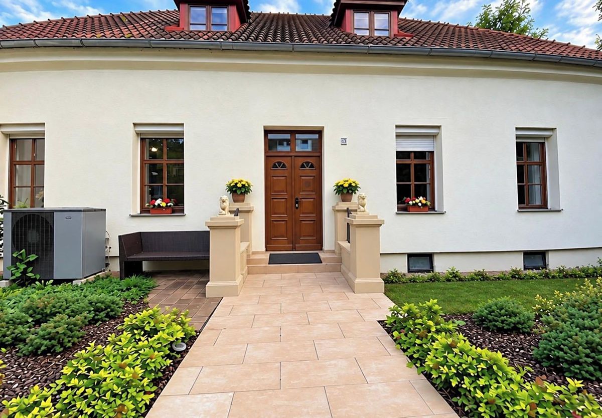 Prodej rodinného domu 356 m², pozemek 1043 m²