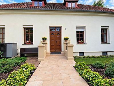 Prodej rodinného domu 356 m², pozemek 1043 m²