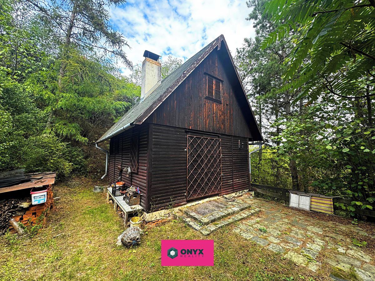 Prodej stavebního pozemku 2057 m² – fotografie 3