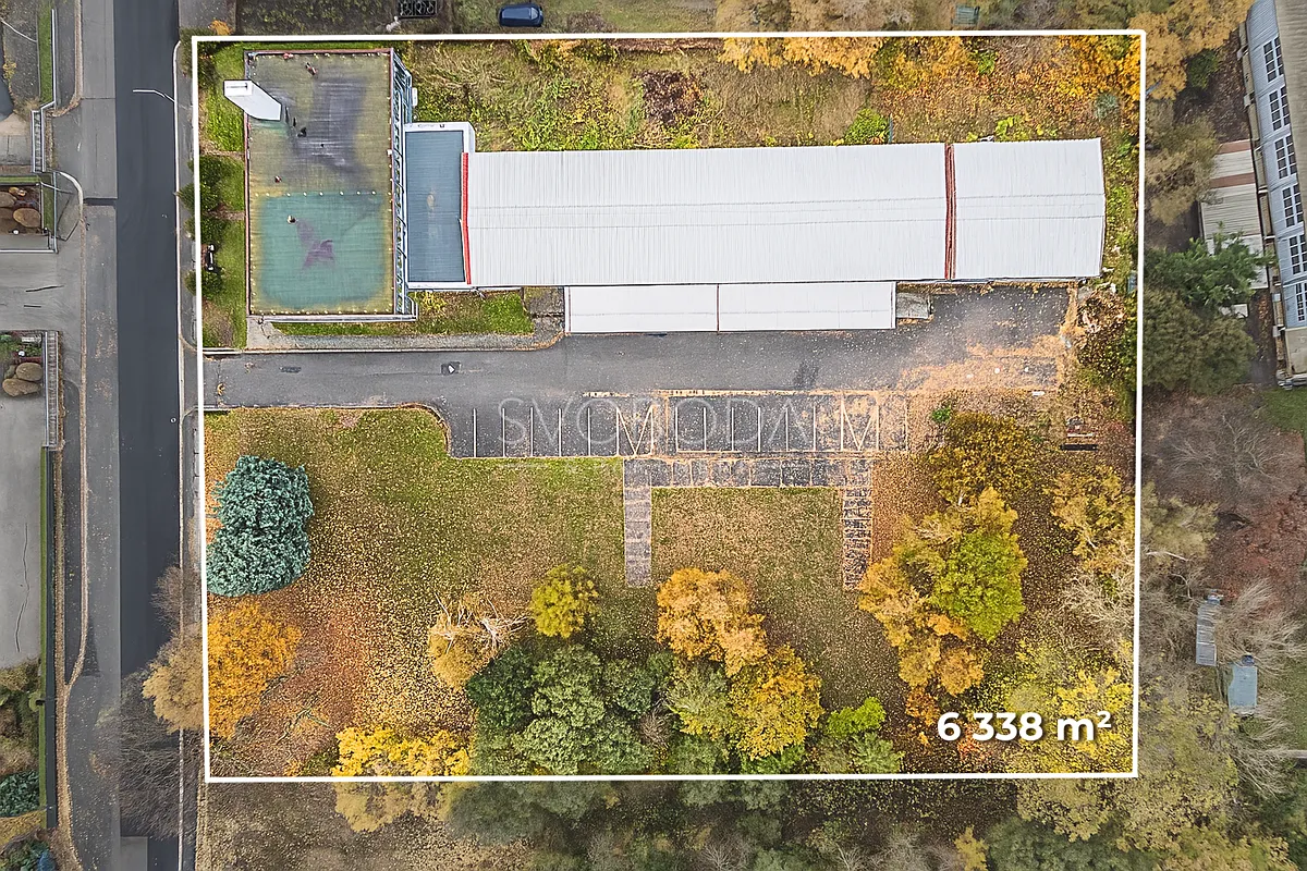 Prodej obchodního prostoru 1348 m²