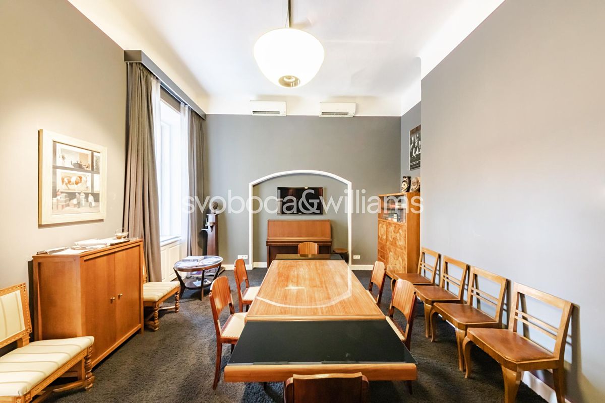Prodej bytu 3+1 171 m²
