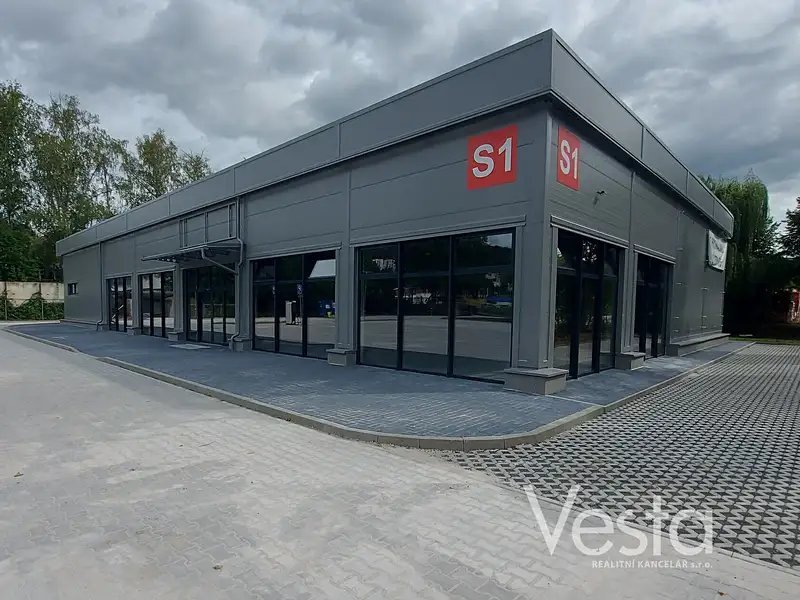 Pronájem obchodního prostoru 689 m², Děčín – náhled fotky 1