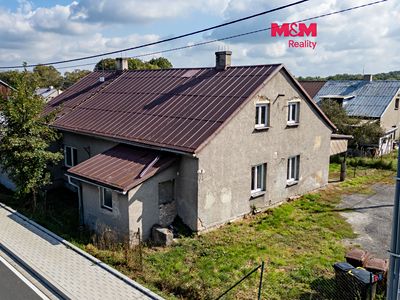 Prodej rodinného domu 384 m², pozemek 838 m²
