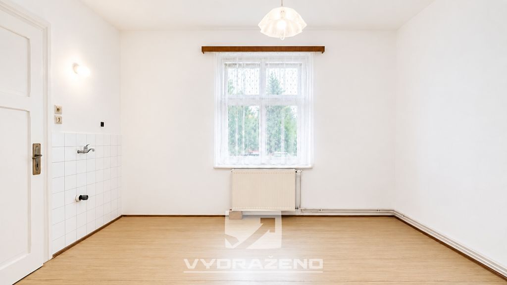Prodej rodinného domu 125 m², pozemek 630 m² – fotografie 5