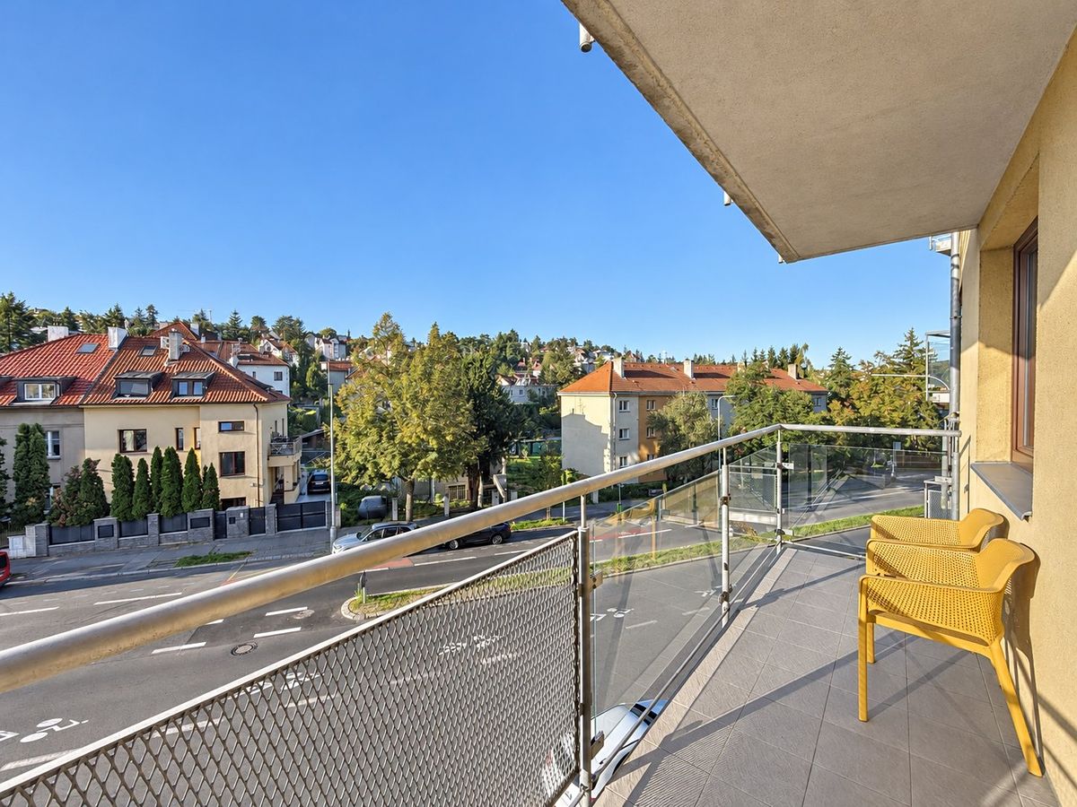Pronájem bytu 1+kk 43 m² – fotografie 2