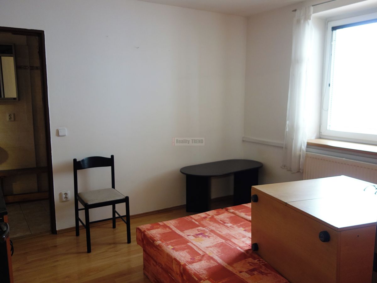 Pronájem bytu 3+1 85 m² – fotografie 5