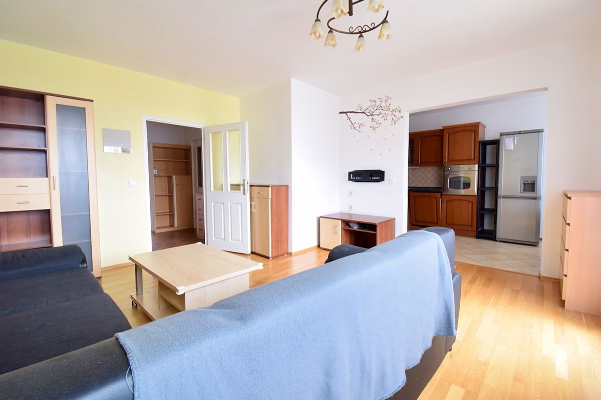 Pronájem bytu 3+kk 80 m² – fotografie 4