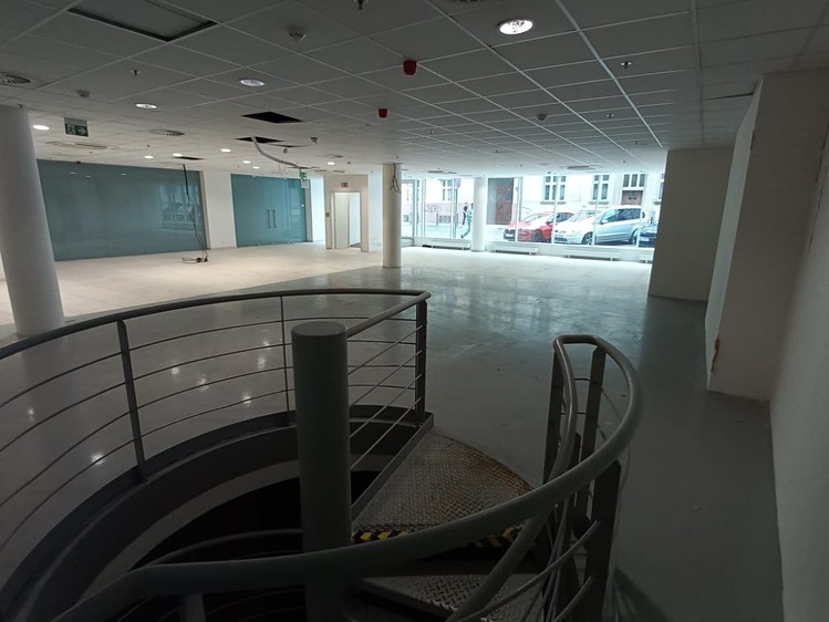 Gewerbefläche zur Miete, 348 m² (4 von 10)