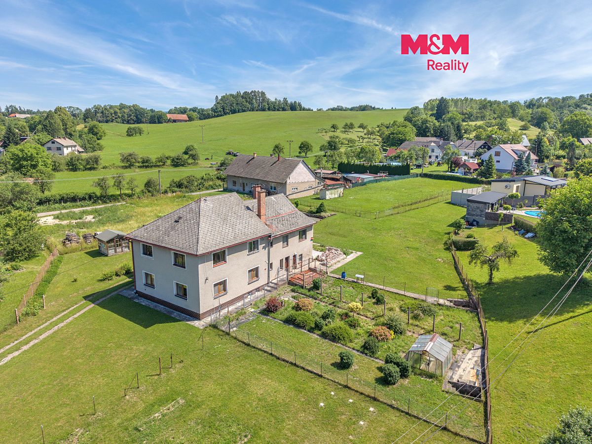 Prodej rodinného domu 191 m², pozemek 3126 m²
