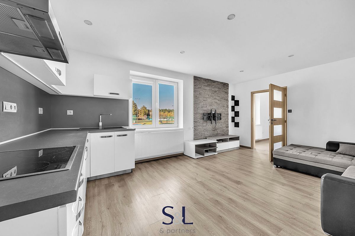 Pronájem bytu 2+kk 49 m² – fotografie 4