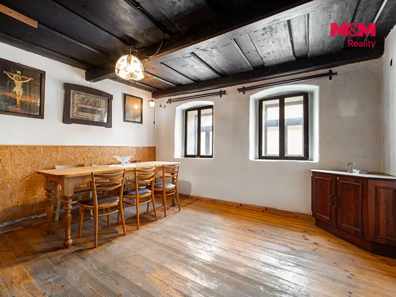 Prodej rodinného domu 164 m², pozemek 626 m², Makov – náhled fotky 2