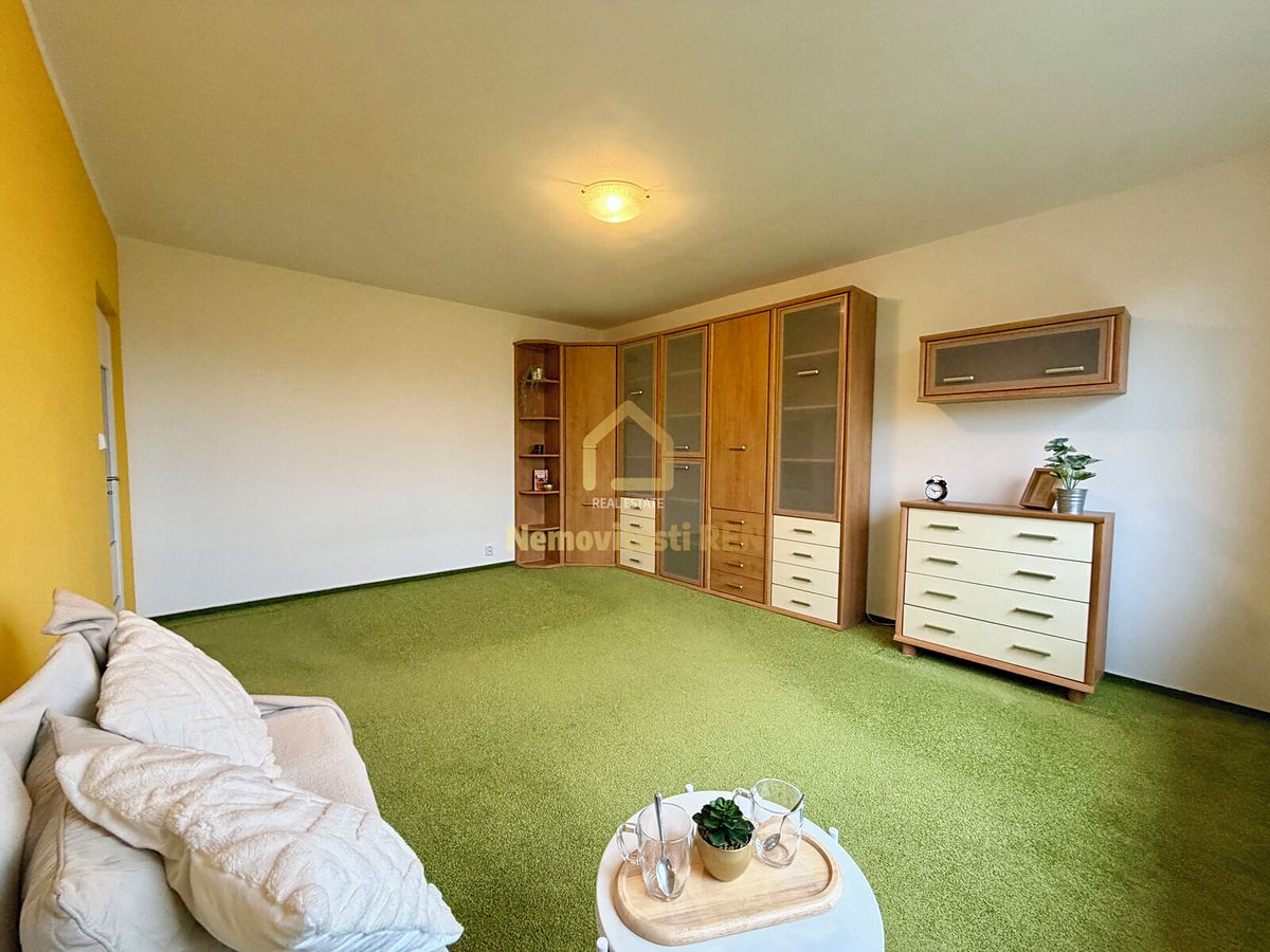 Pronájem bytu 1+1 40 m² – fotografie 2