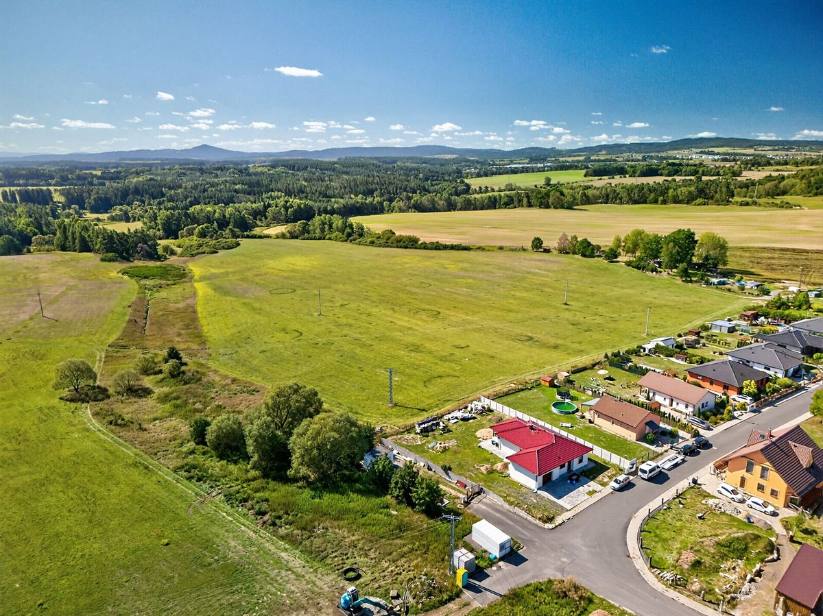 Prodej stavebního pozemku 8146 m² – fotografie 4
