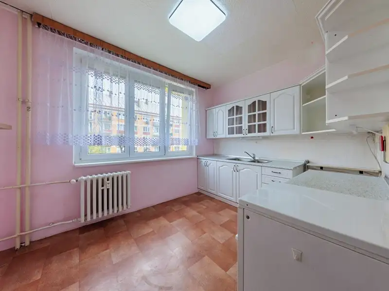 Pronájem bytu 3+1 65 m², Bukovany – náhled fotky 2