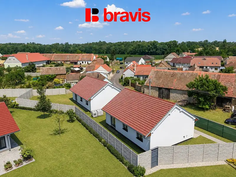 Prodej rodinného domu 104 m², pozemek 466 m², Vítonice – náhled fotky 2