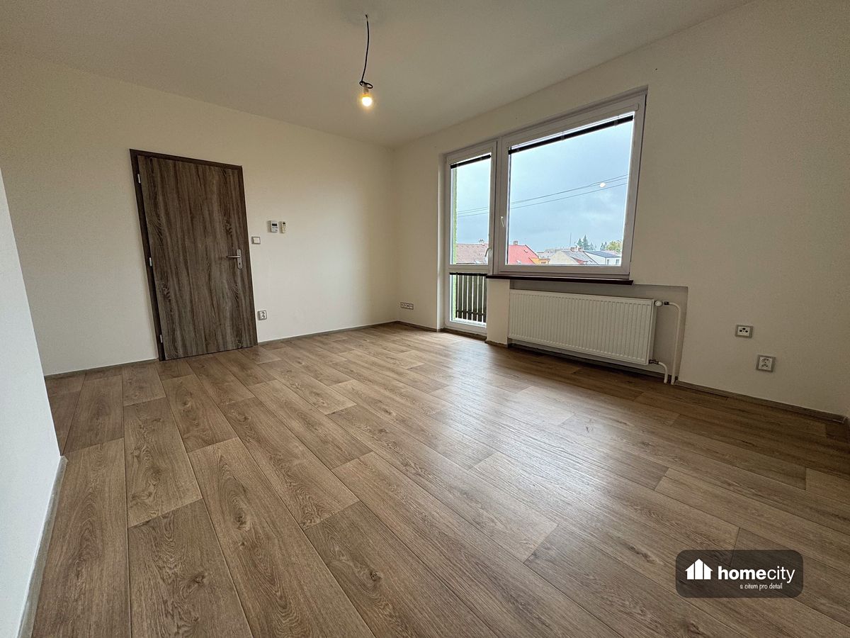 Pronájem bytu 3+1 68 m² – fotografie 5