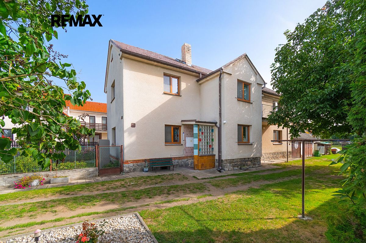 Prodej rodinného domu 173 m², pozemek 1876 m²