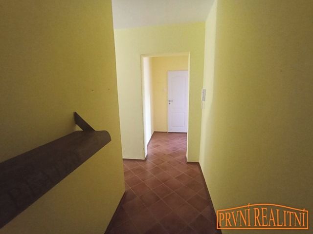 Prodej bytu 2+1 56 m² – fotografie 2