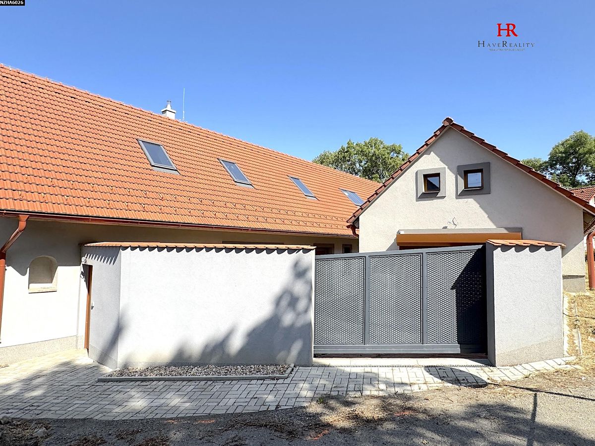 Prodej rodinného domu 171 m², pozemek 359 m² – fotografie 3