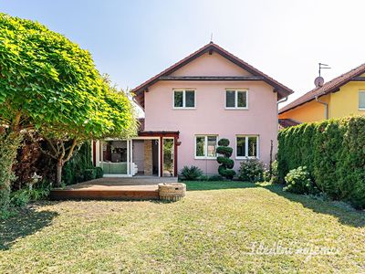 Pronájem bytu 5+1 141 m²