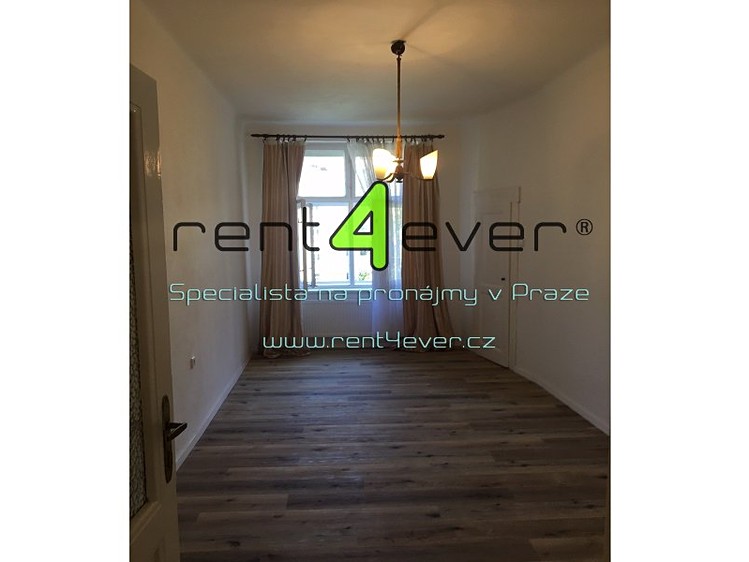 Pronájem bytu 3+kk, 84 m² (11 z 24)