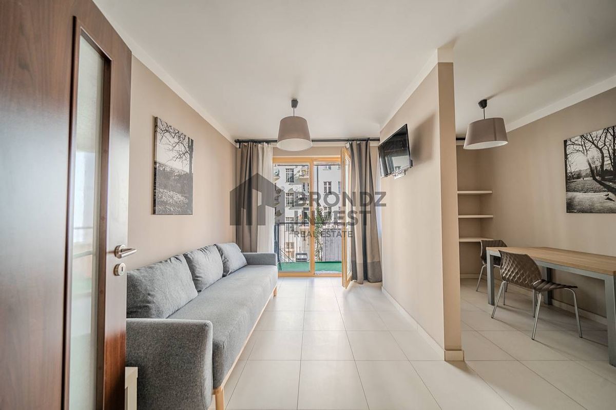 Pronájem bytu 1+kk 28 m²