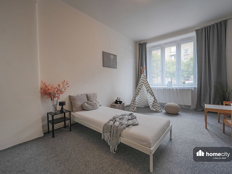 Pronájem bytu 3+kk, 75 m² (12 z 18)