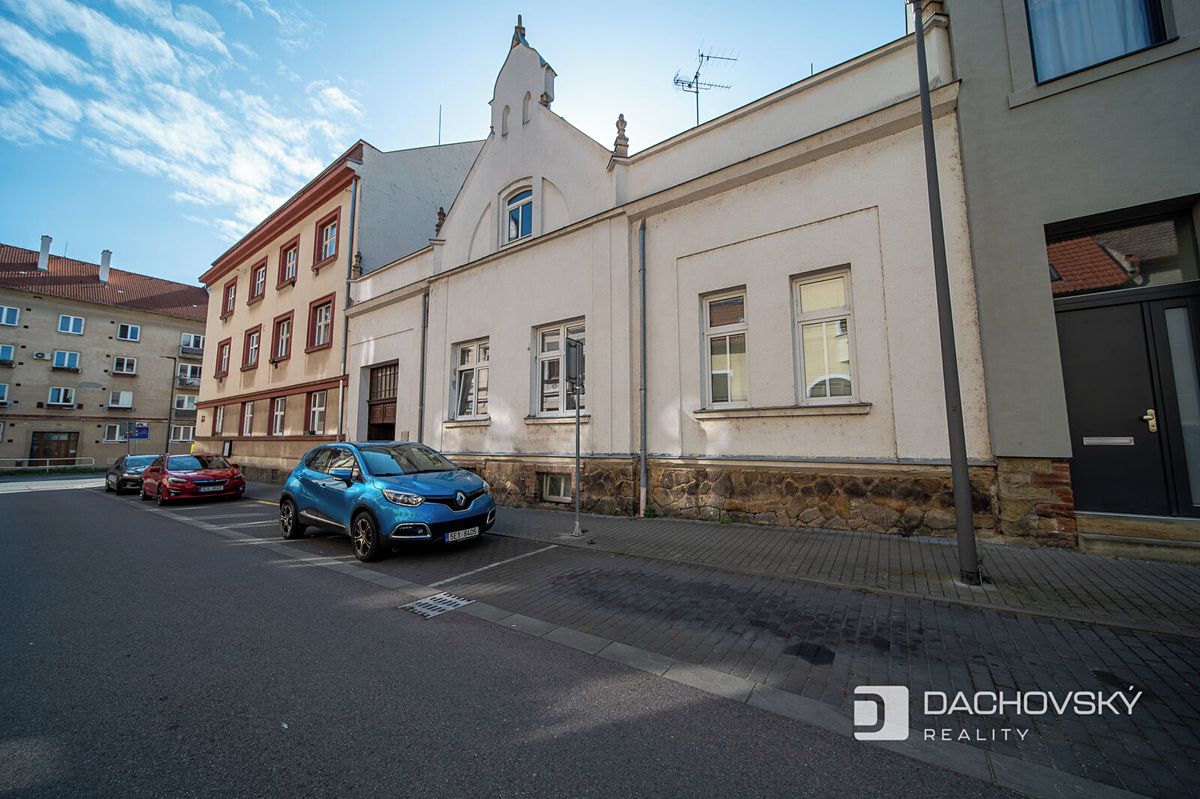 Prodej rodinného domu 150 m², pozemek 409 m² – fotografie 3