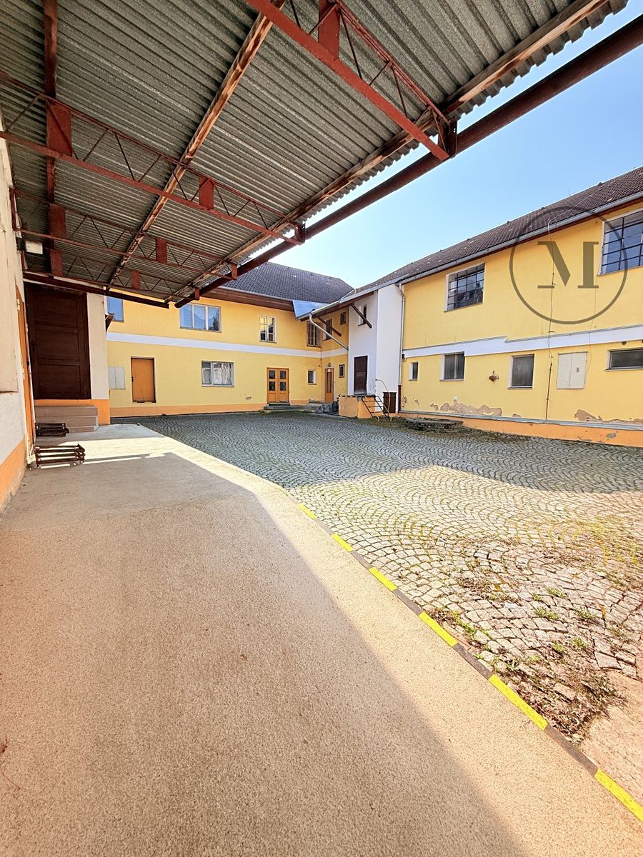 Pronájem výrobní haly, prostoru 500 m²