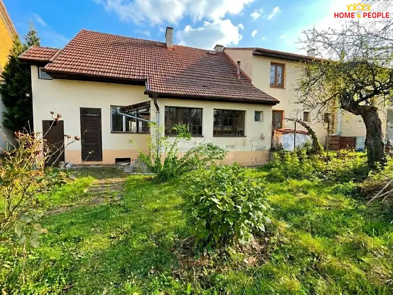 Prodej rodinného domu 140 m², pozemek 268 m², Praha – náhled fotky 1