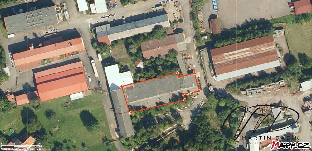 Pronájem skladového prostoru 200 m²